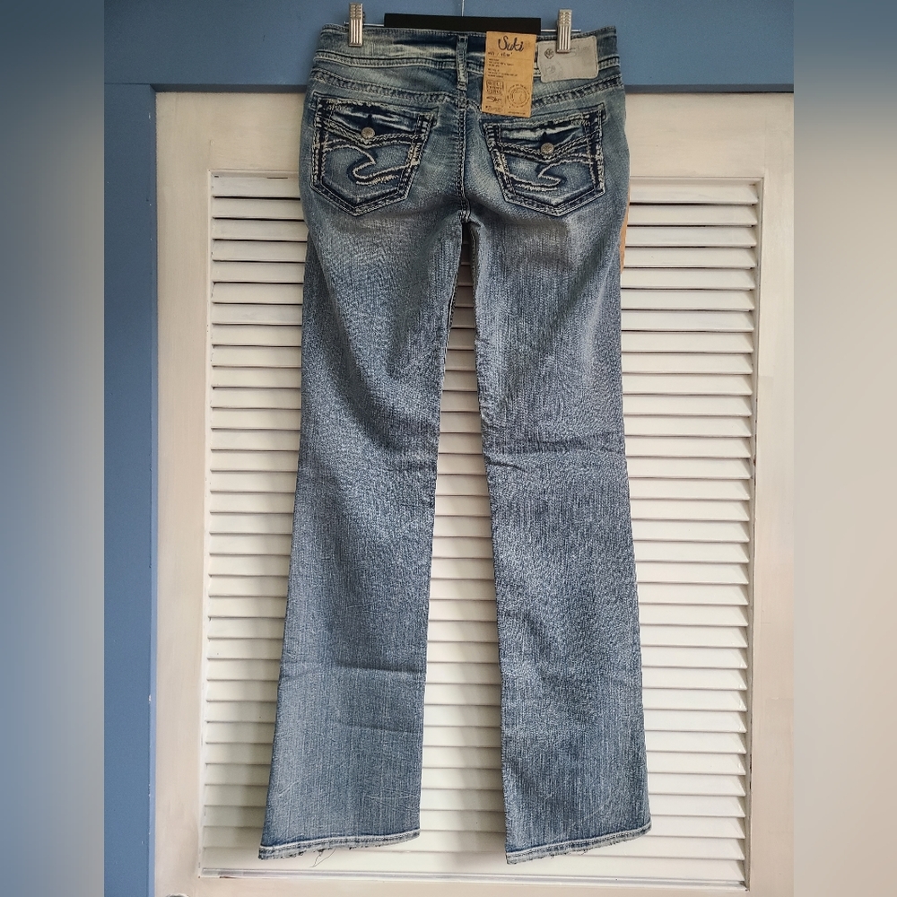 Silver Suki super stretch jeans size 28x31 - Picture 3 of 6